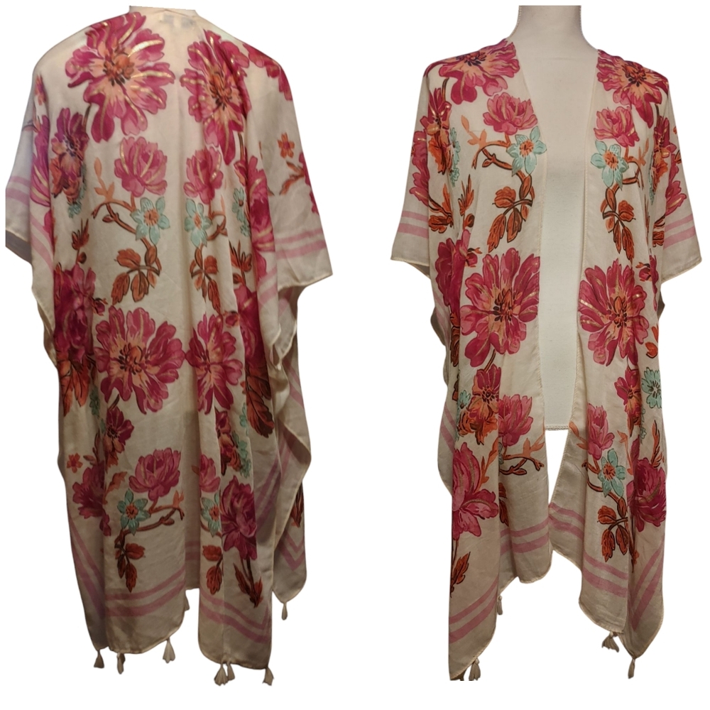 WovenHeart Floral Kimono Tassels Lovely Floral Pattern Gold Flourishes 1 Size